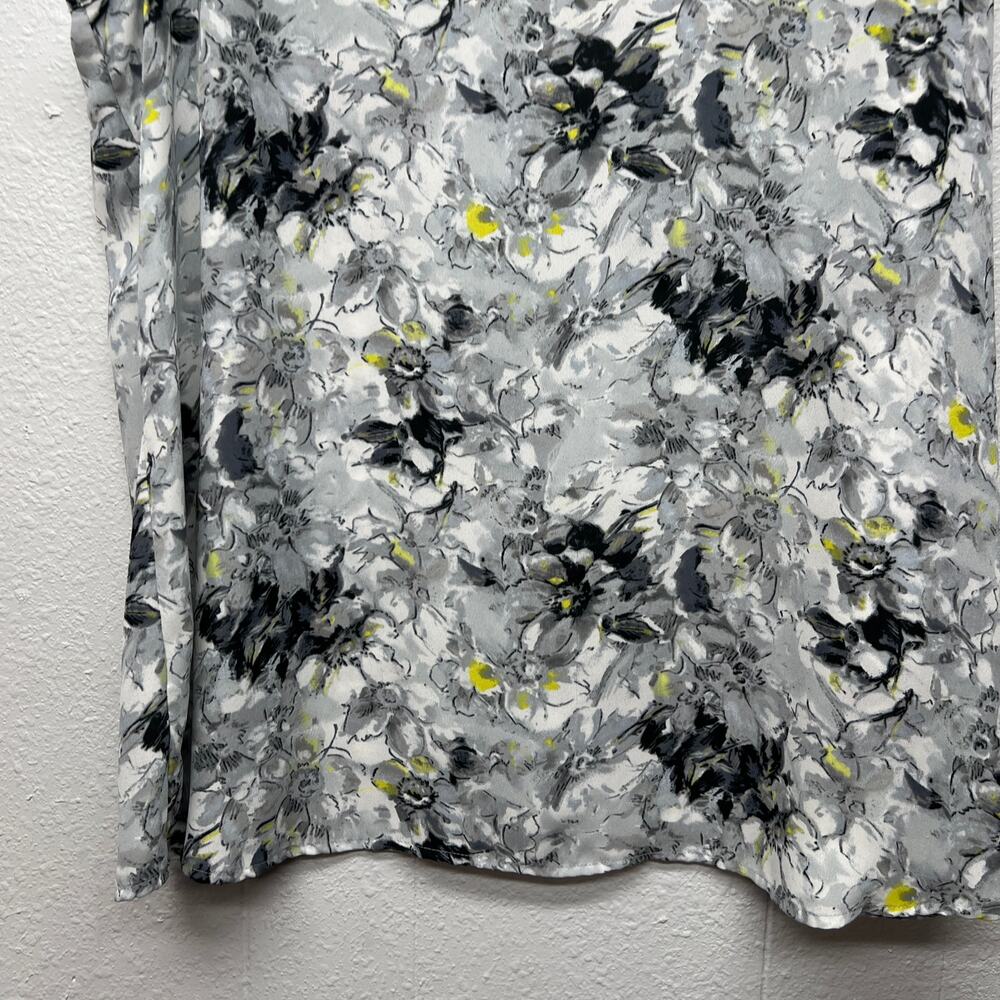 Violet & Claire Top Women 2X Sheer Lightweight Dark Floral Fairy Relaxed Comfort - Picture 7 of 13